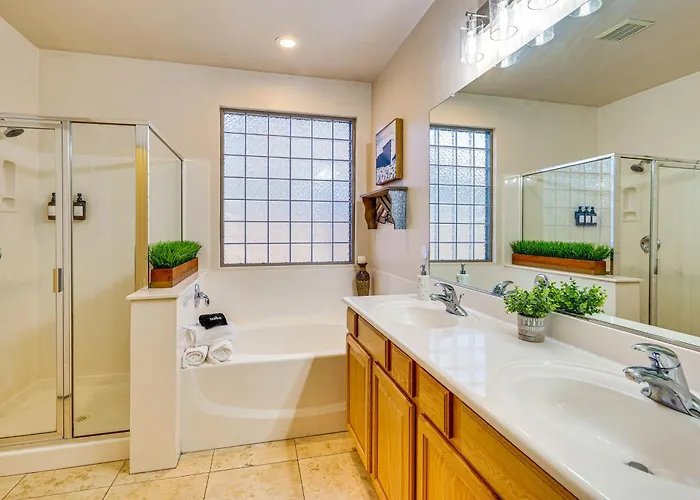 Holiday home Hot Tub & Heated Pool: In Estrella Mtn Ranch Liberty