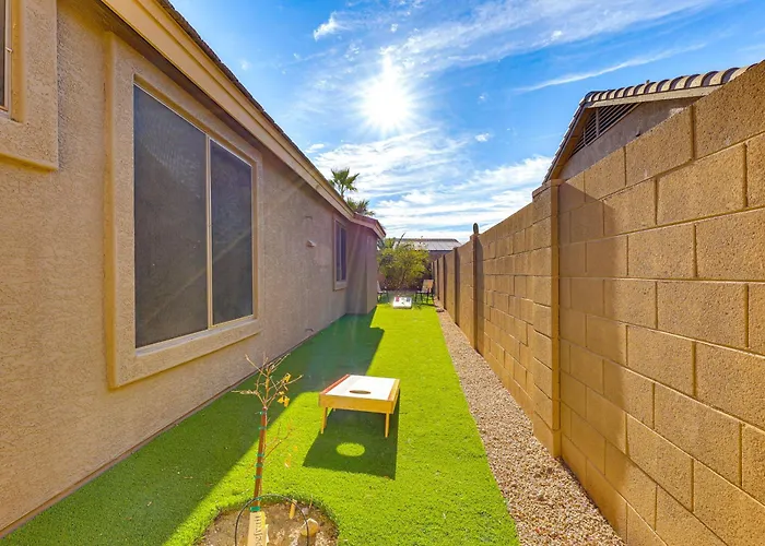 Hot Tub & Heated Pool: In Estrella Mtn Ranch Liberty