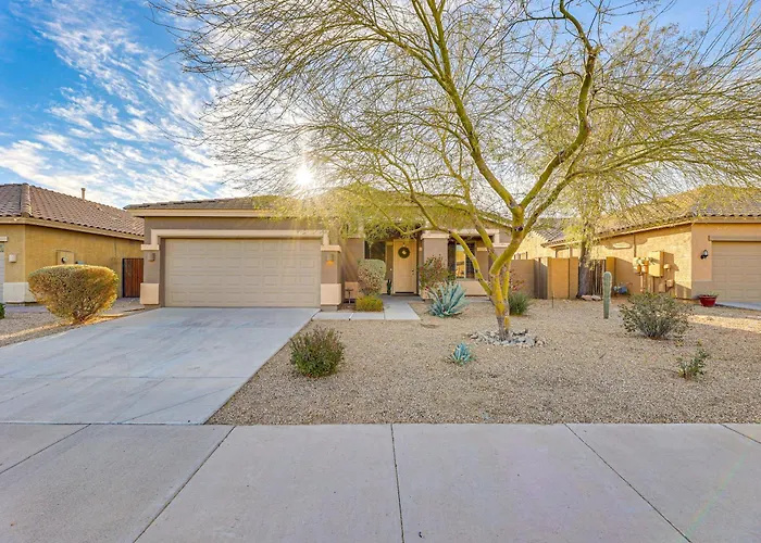 Holiday home Hot Tub & Heated Pool: In Estrella Mtn Ranch